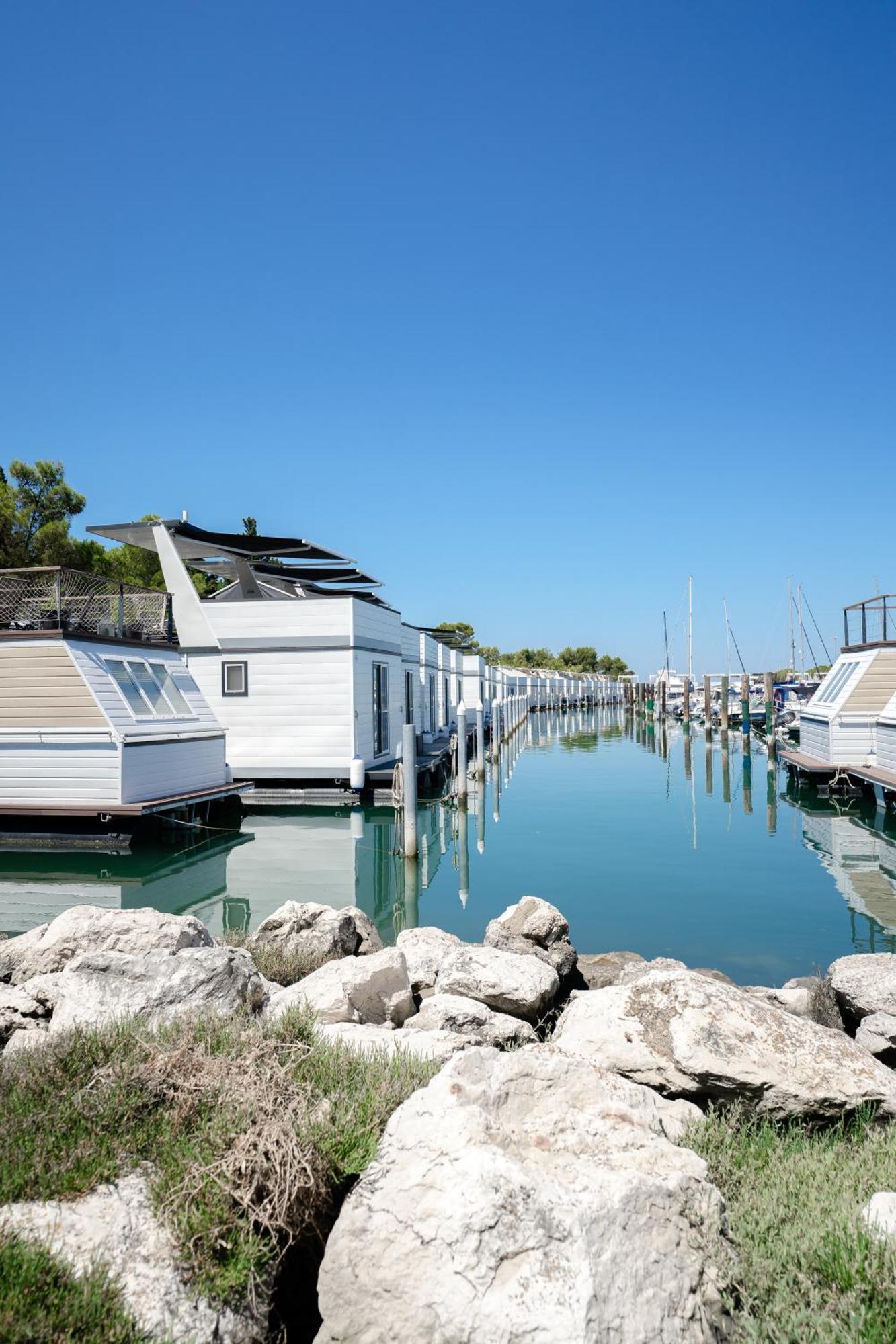 The Sea Lodges Portoroz - Bootshaus Floating Sea House Exterior photo